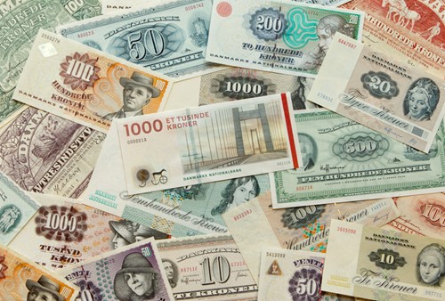 300
